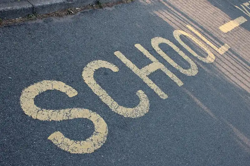 <p>Ensuring Safe School Field Trip Bus Rental Services</p>
