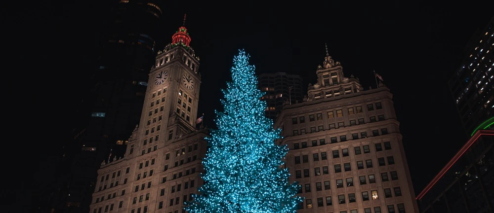 Illinois Christmas Towns: 12 Magical Holiday Destinations for Your Group